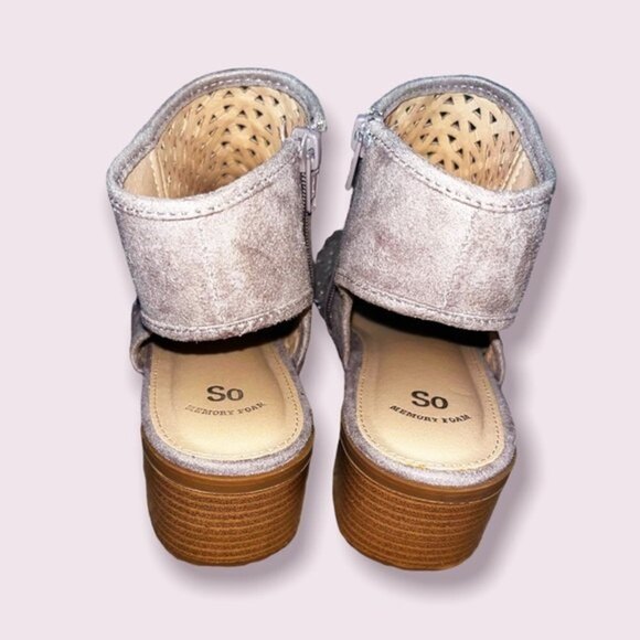 SO Rhinestone Heeled Sandals Open Toe Taupe Grey Block Heel Womens Size 5 - Picture 4 of 7